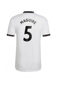 Manchester United Harry Maguire #5 Fotballdrakt Borte Klær 2022-23 Korte ermer